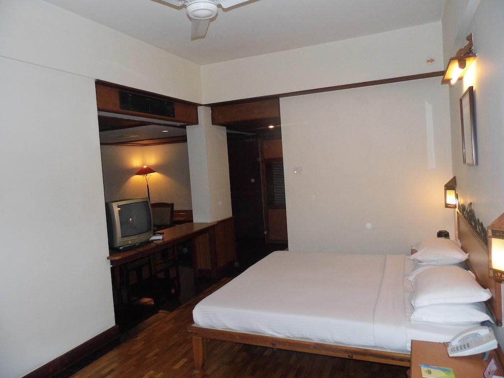 Keys Select By Lemon Tree Hotels, Malabar Gate, Kozhikode Dış mekan fotoğraf