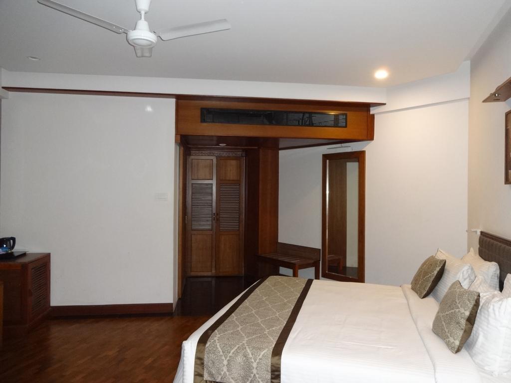 Keys Select By Lemon Tree Hotels, Malabar Gate, Kozhikode Dış mekan fotoğraf